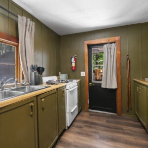 Cabin 1 - 6
