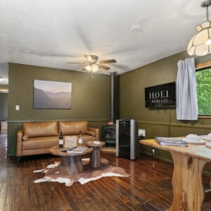 Cabin 5 - 1