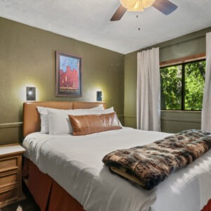 Cabin 5 - 11