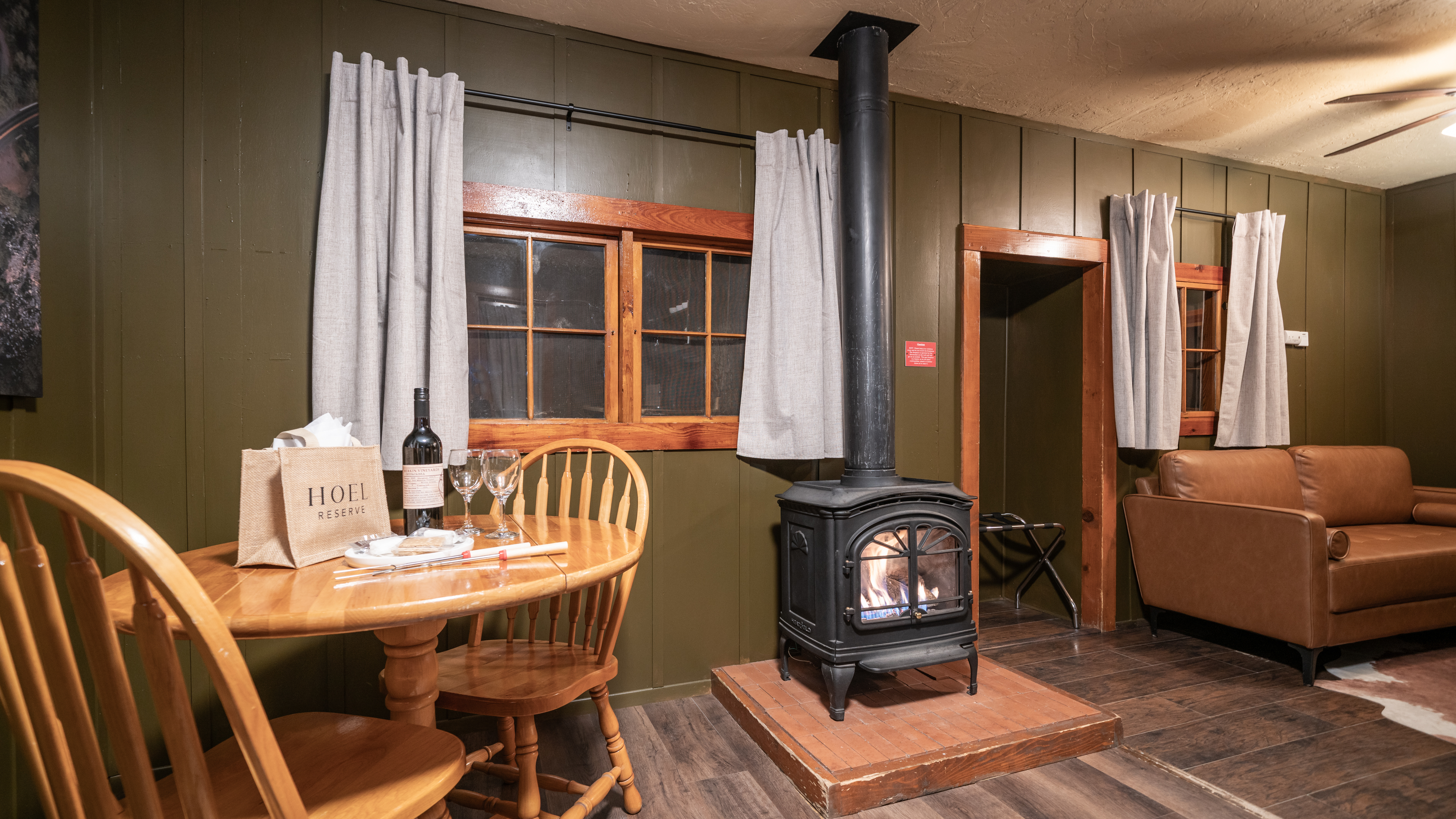 Don Hoel's Cabins, Cafe, & Venue - Sedona — gallery preview 3